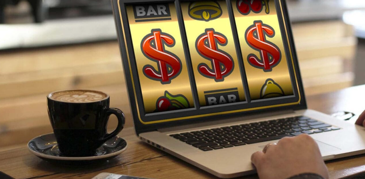 advantages of online slots